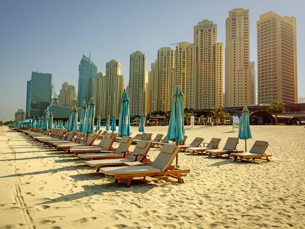 Sonne, Sand und Luxus: Die exklusivsten Strände in Dubai : ferozali